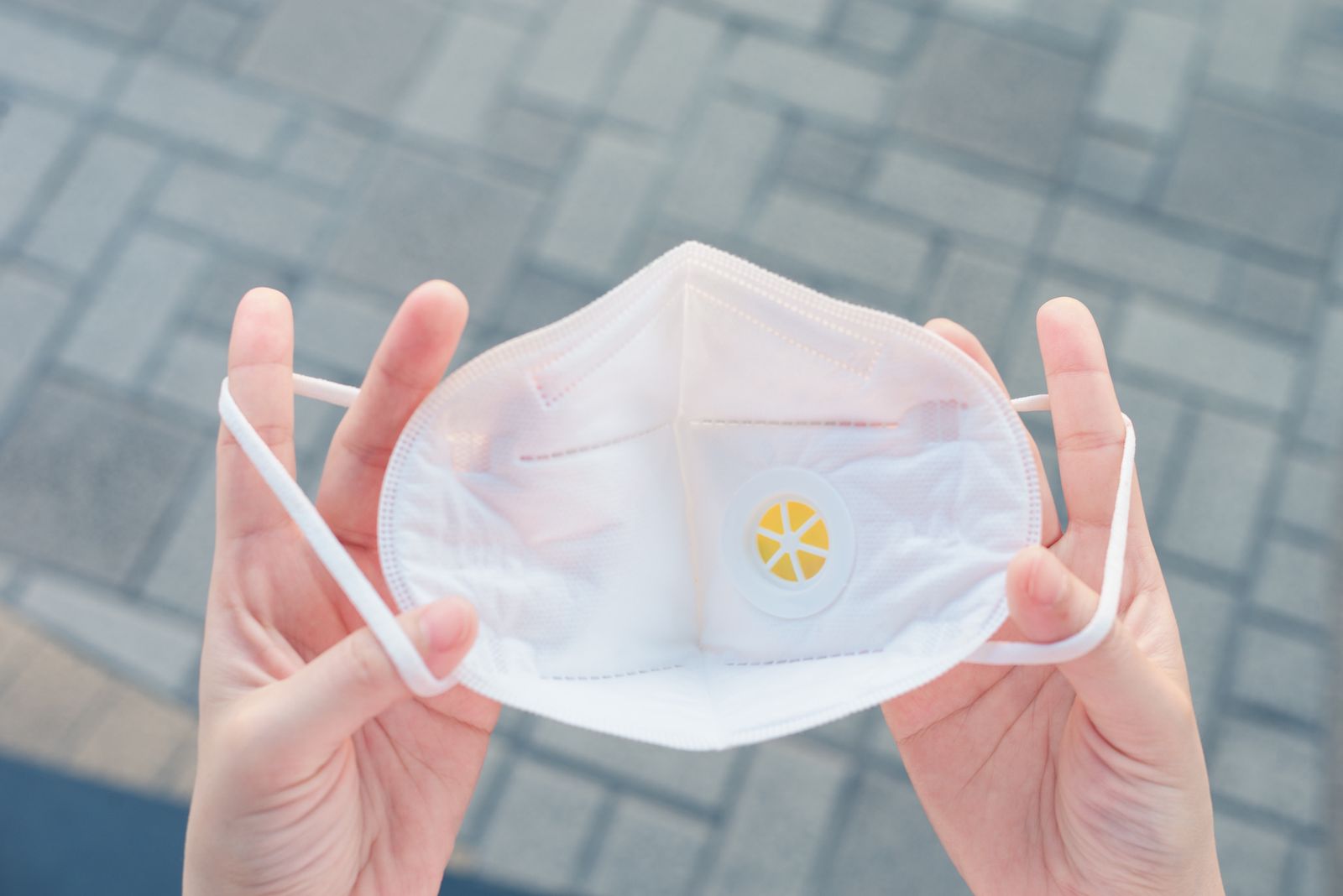 Los médicos de preventiva no aconsejan el uso obligatorio de mascarillas FFP2