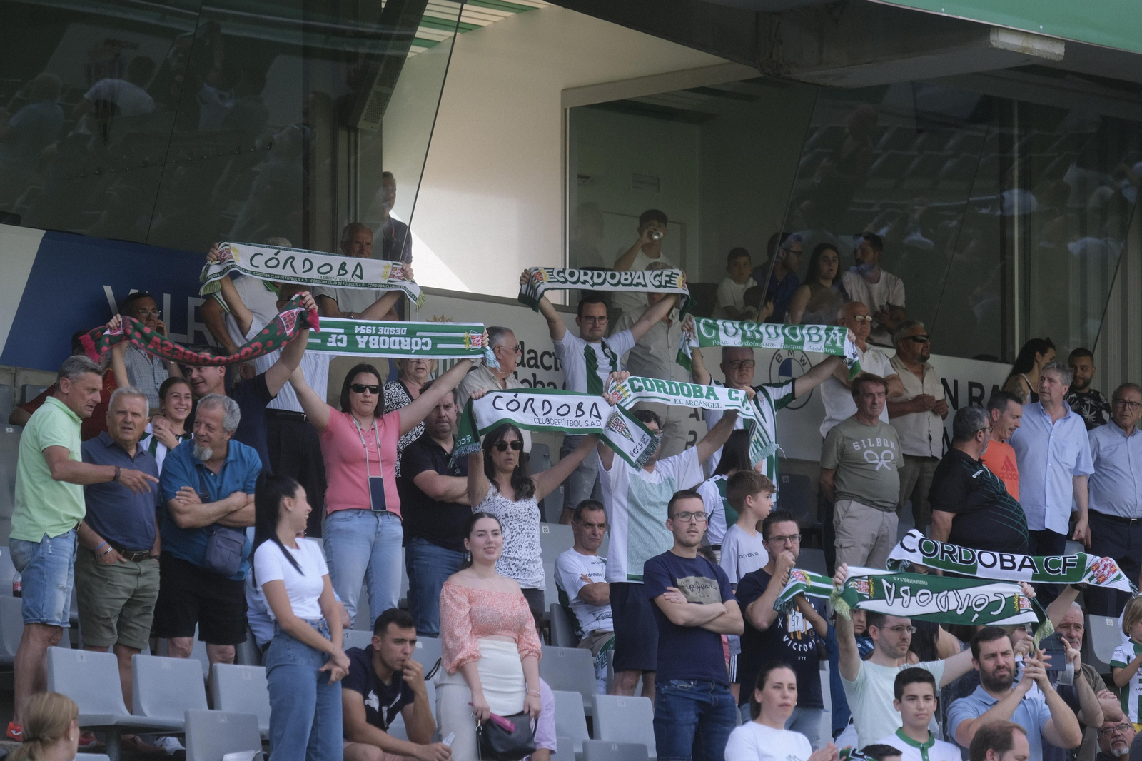 Las mejores fotos del ambiente en El Arcángel en el Córdoba CF - San Fernando Las mejores fotos del ambiente en El Arcángel en el Córdoba CF - San Fernando