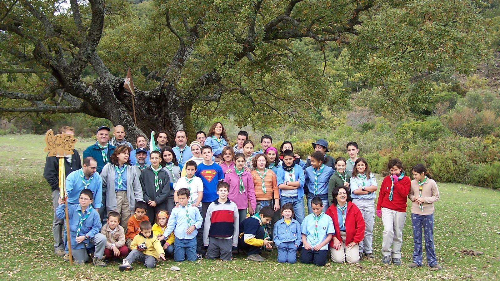 Una imagende una salida al campo.