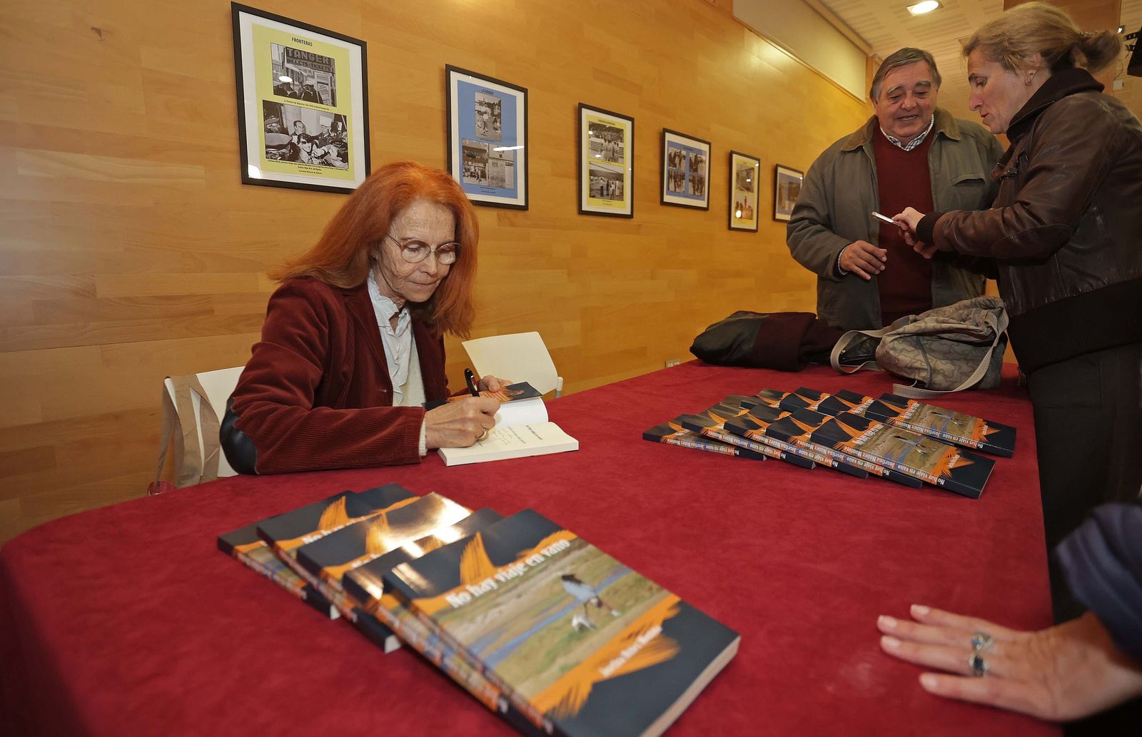 La presentación del libro 'No hay viaje en vano' de Josefina Núñez Montoya, en imágenes