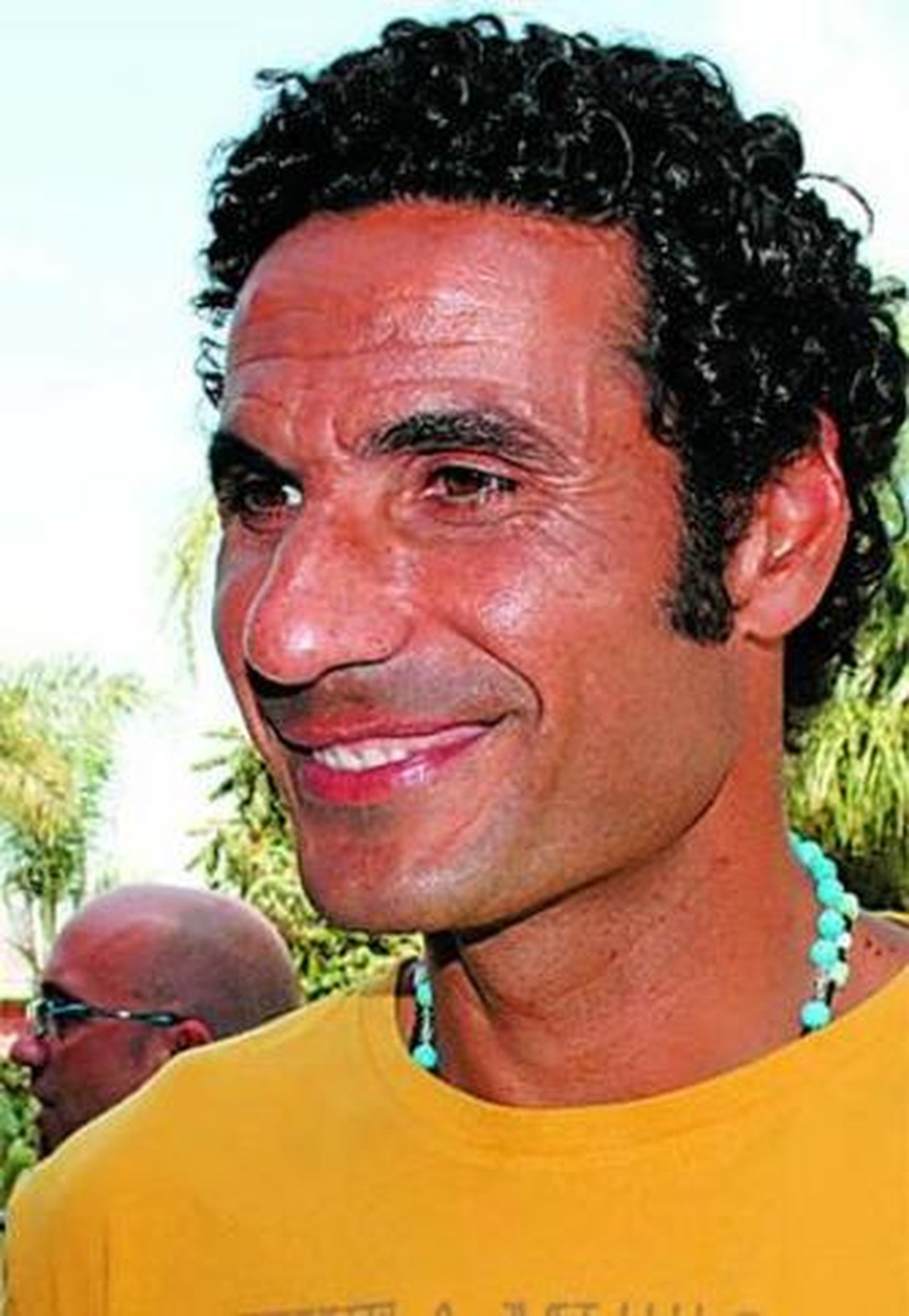 Óscar Higares es Mateo.