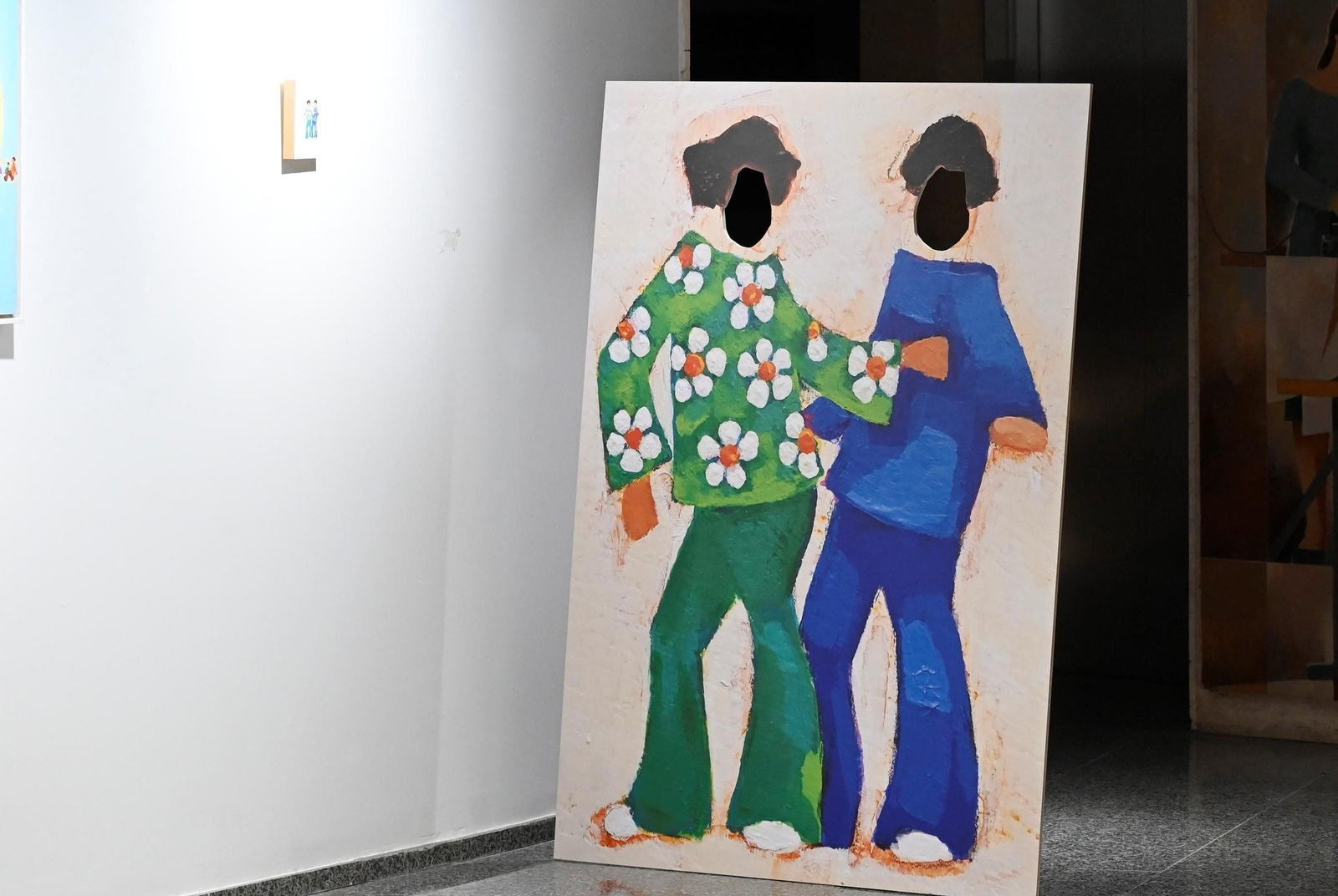 Valle Rivilla expone 'Dime con quién andas y te diré qué pintas' en la sala Kutxabank-Cajasur Gran Capitán