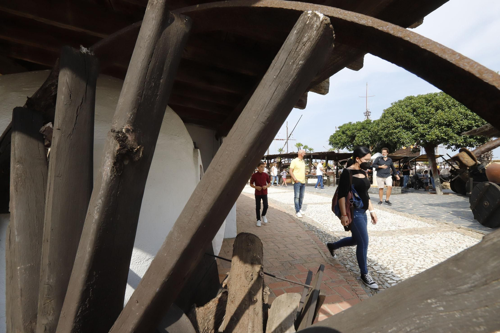 Imágenes del martes 12 de octubre en Huelva