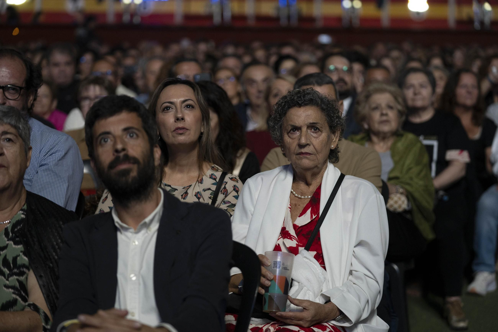 Las mejores imágenes del concierto de Raphael en la plaza de toros de Almería
