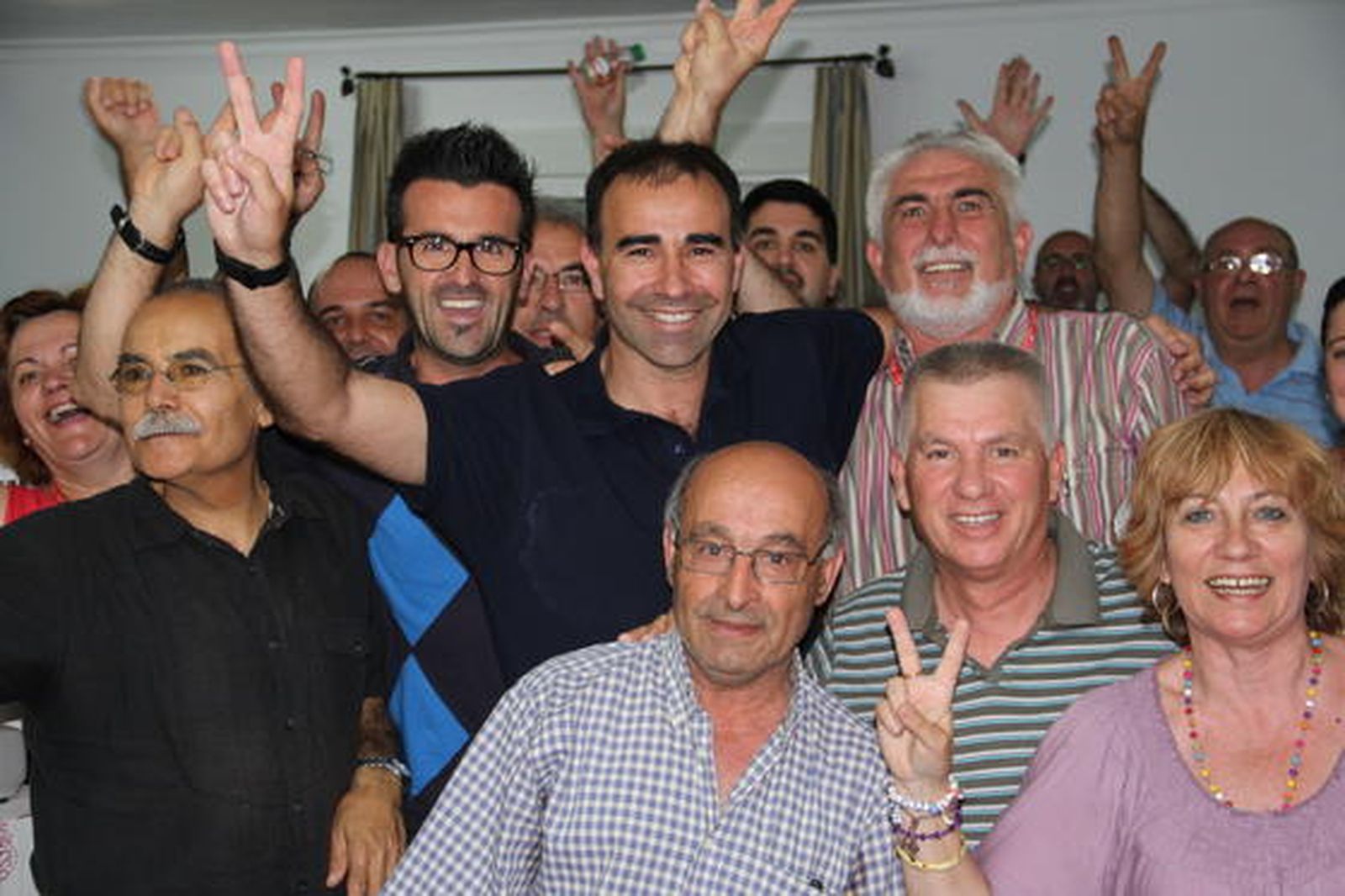 PSOE de Barbate

Foto: Joaquin Pino-Julio Gonzalez-Javier Gonzalez