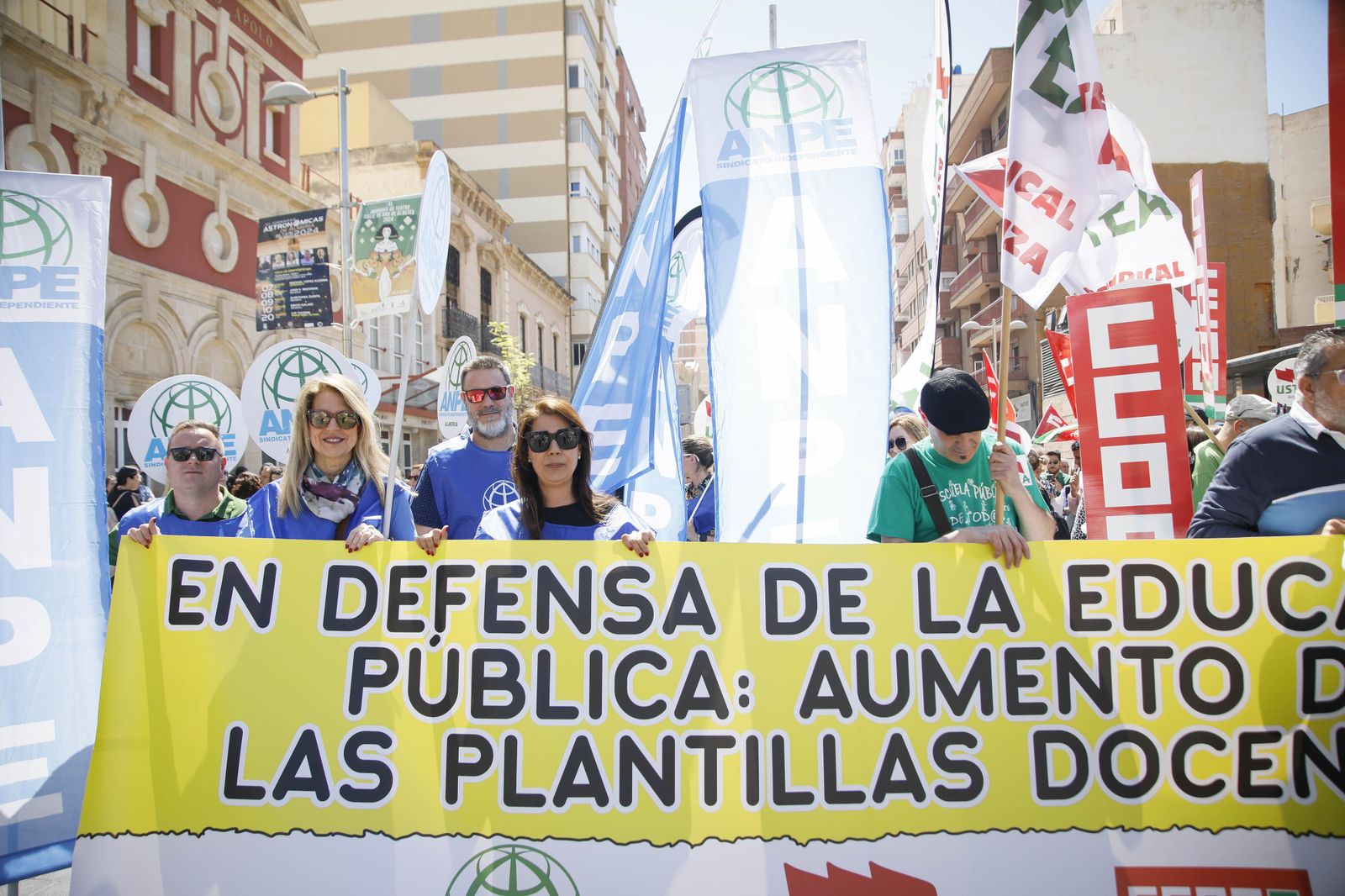 Las imágenes de la HUELGA DOCENTE de Almería