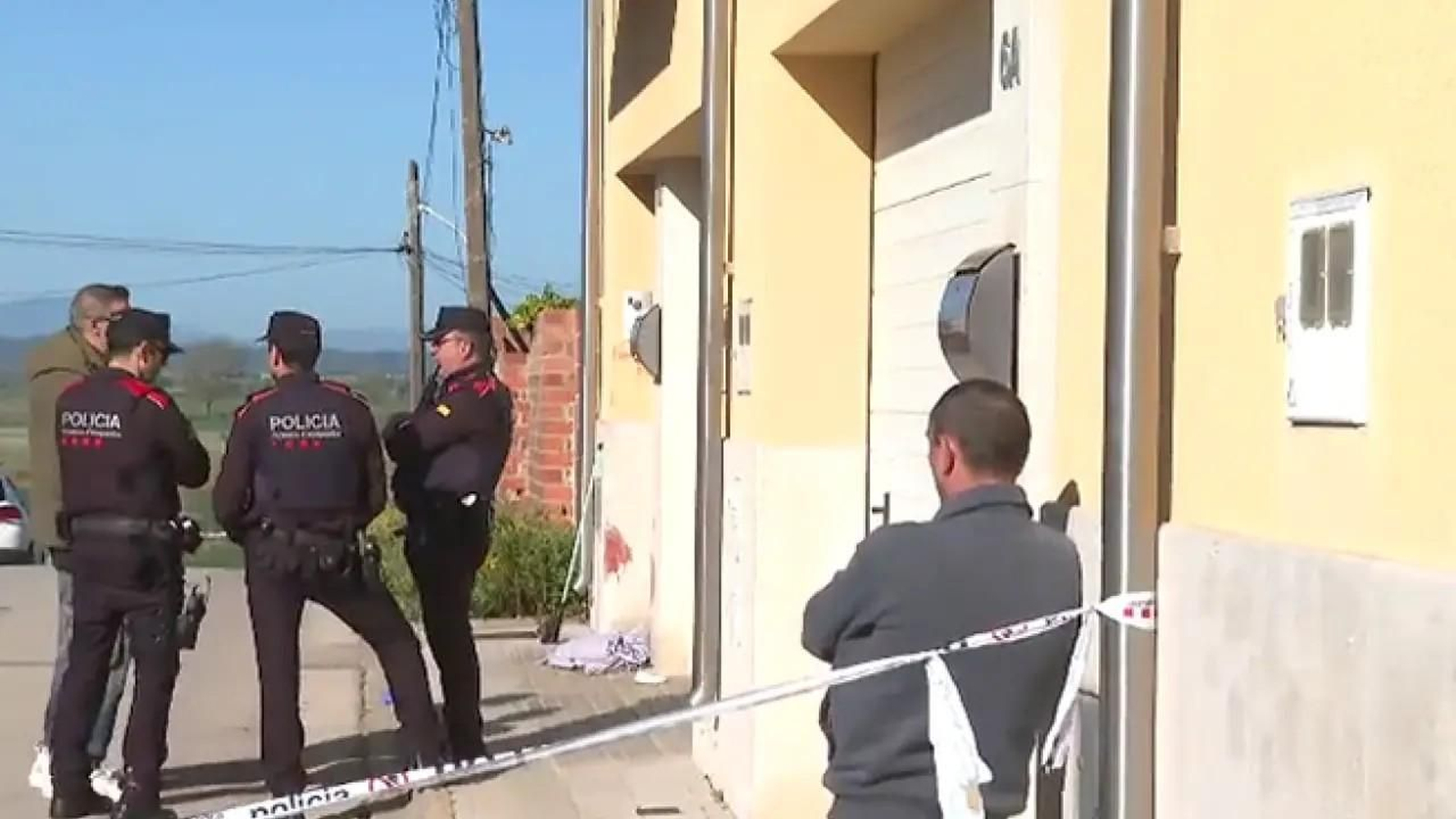 Domicilio donde vivía la mujer junto a su hijo de 5 años.