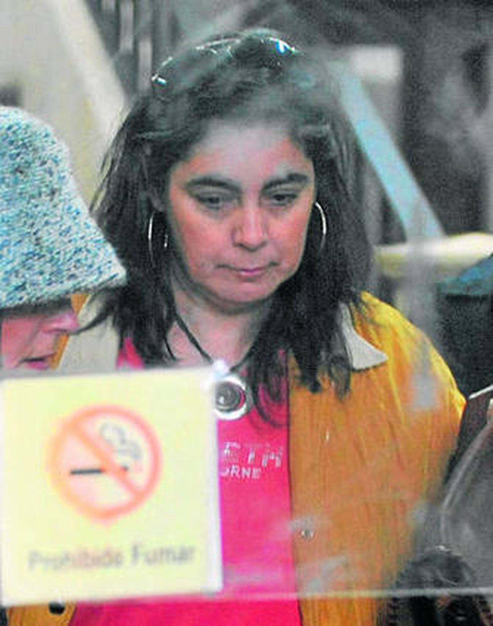 La ex edil Carmen Lobo, ayer en los juzgados.