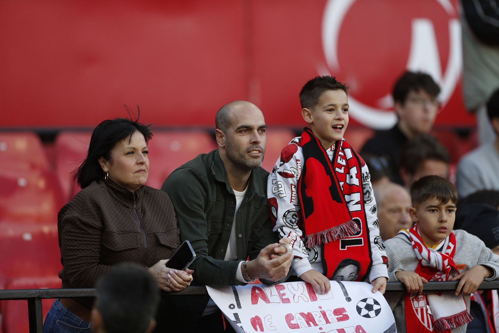 Búscate en las fotos del Sevilla FC - Alavés
