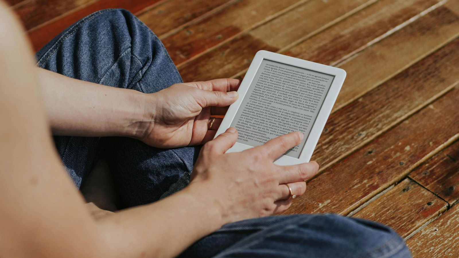 Disfruta de los libros más recomendados de esta temporada para leer en tu Kindle