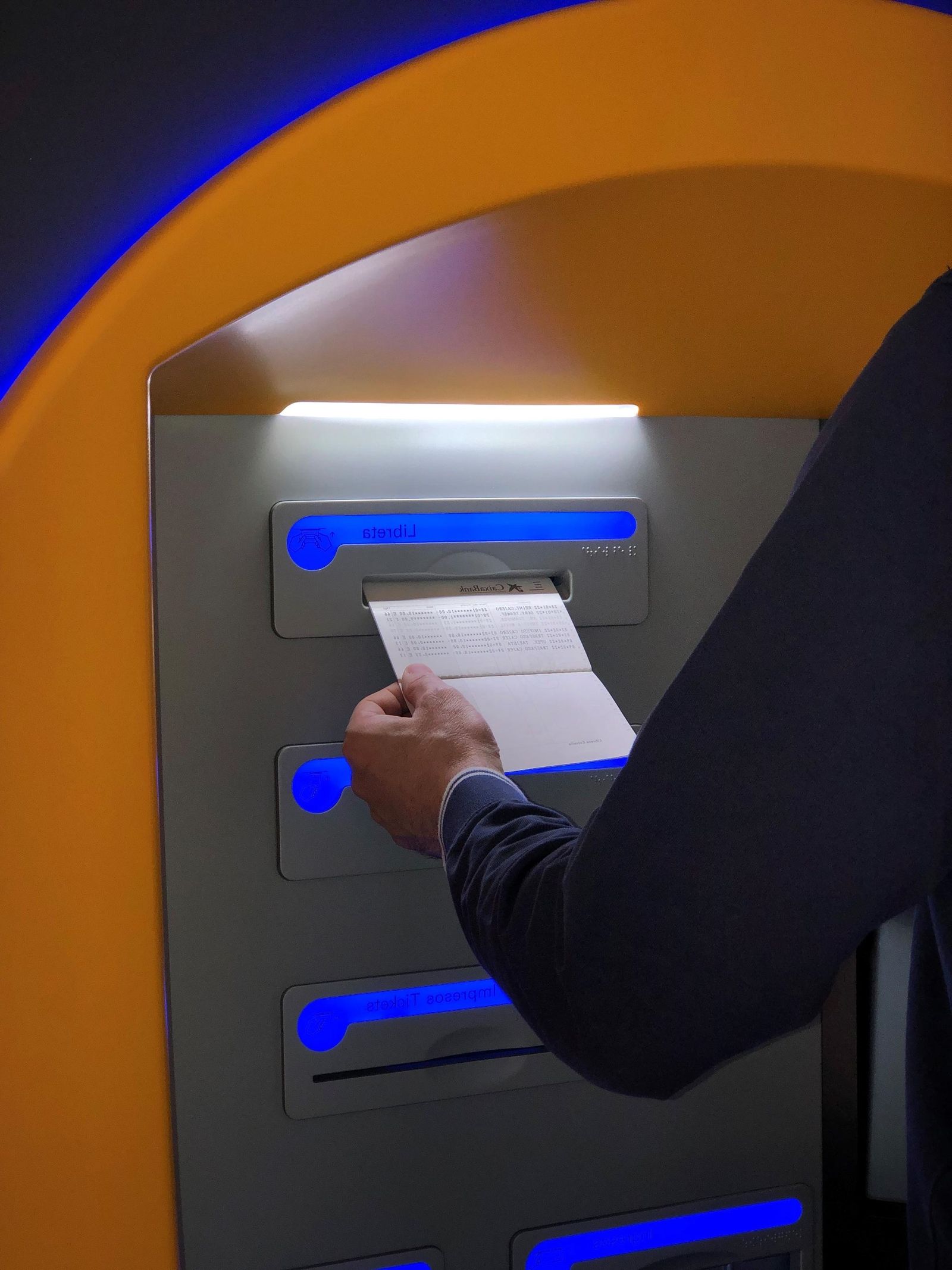 El modelo de atención de CaixaBank a las personas mayores ha sido avalado por AENOR y cuenta con excelentes valoraciones en los estudios internos de calidad.