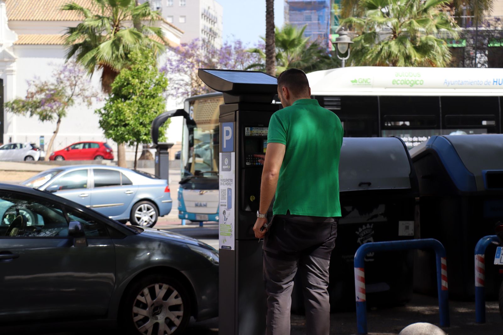 Imágenes del jueves 27 de abril en Huelva