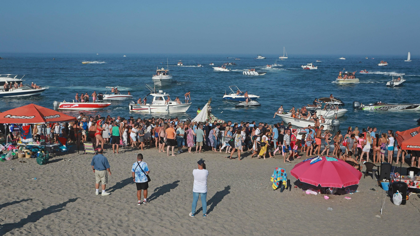 Las mejores fotos de la procesión de la Virgen del Carmen en La Línea