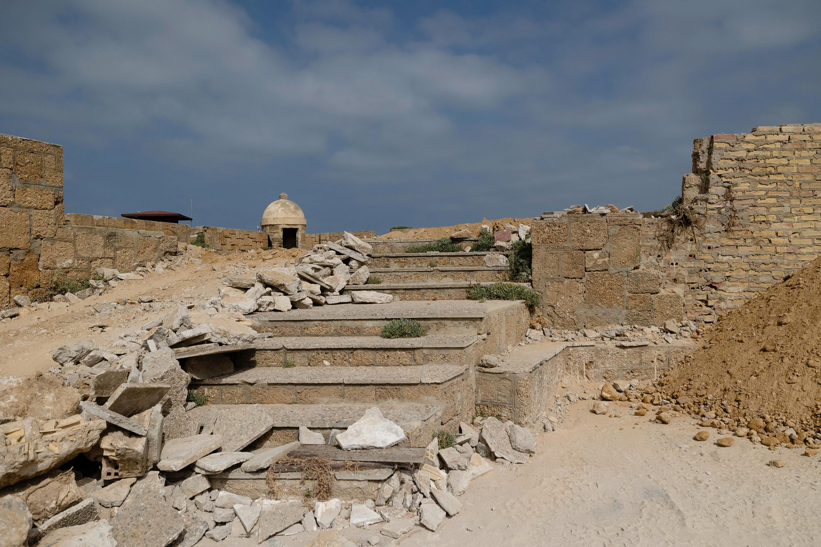 Imágenes del estado de las obras en el interior del Baluarte del Orejón de Cádiz