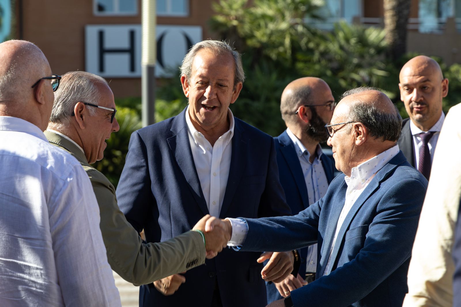 La sociedad jiennnese ha acompañado al Grupo Joly en su desayuno con la consejera.