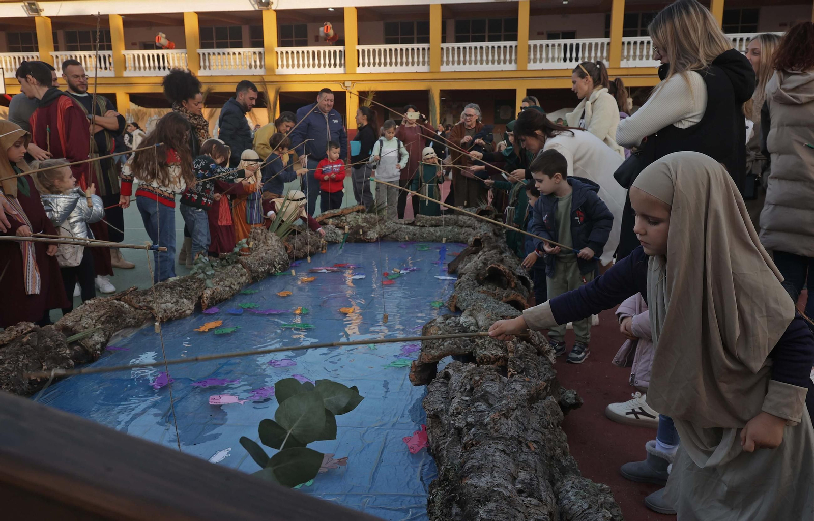 Fotos del Belén Viviente del colegio Salesianos de La Línea