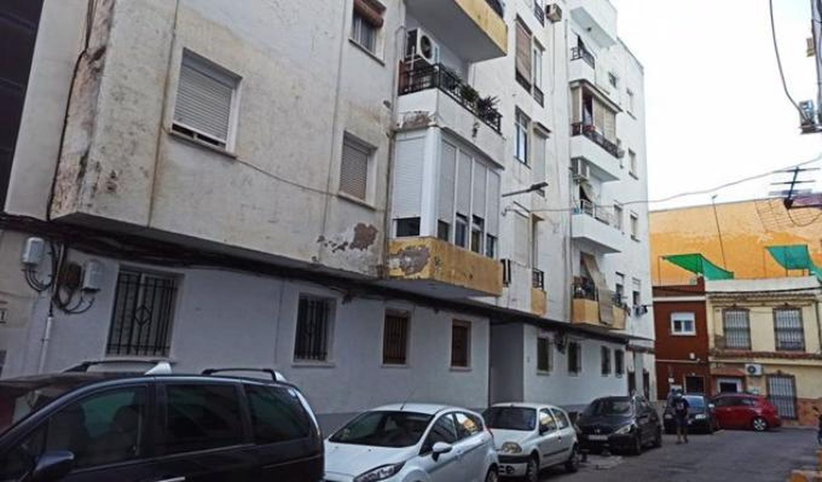 Suspendido el desahucio previsto en San Juan de Aznalfarache sobre un piso propiedad de un banco ocupado por una familia