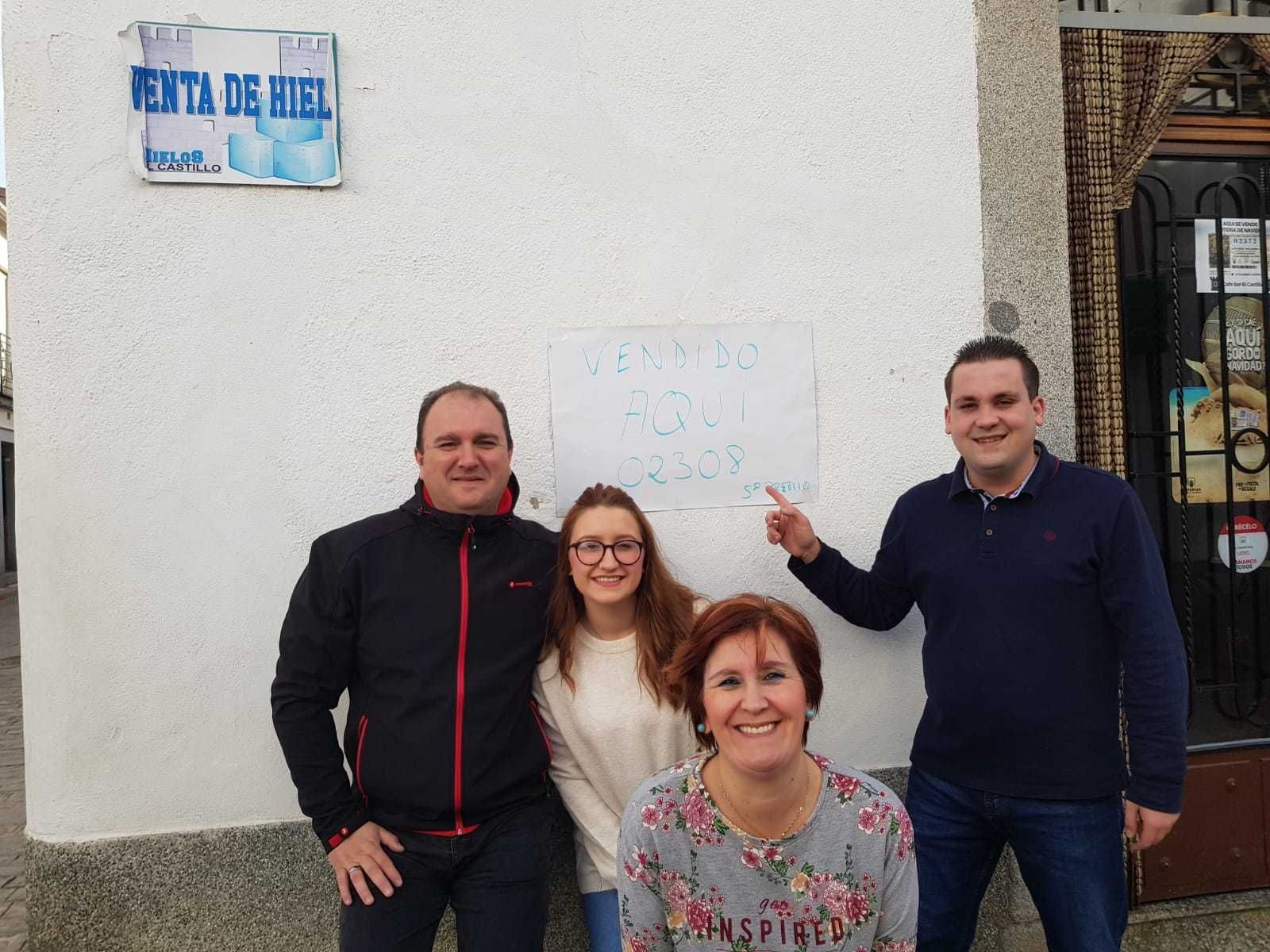 Un décimo del quinto premio de la Lotería de Navidad, vendido en El Viso