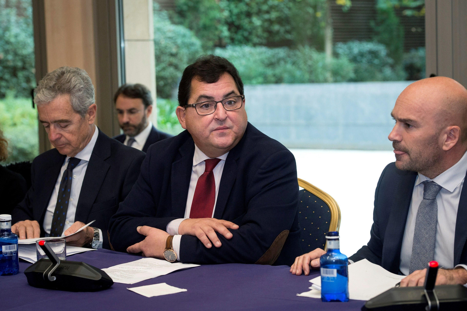 Luis Aguiriano, en el centro de la imagen