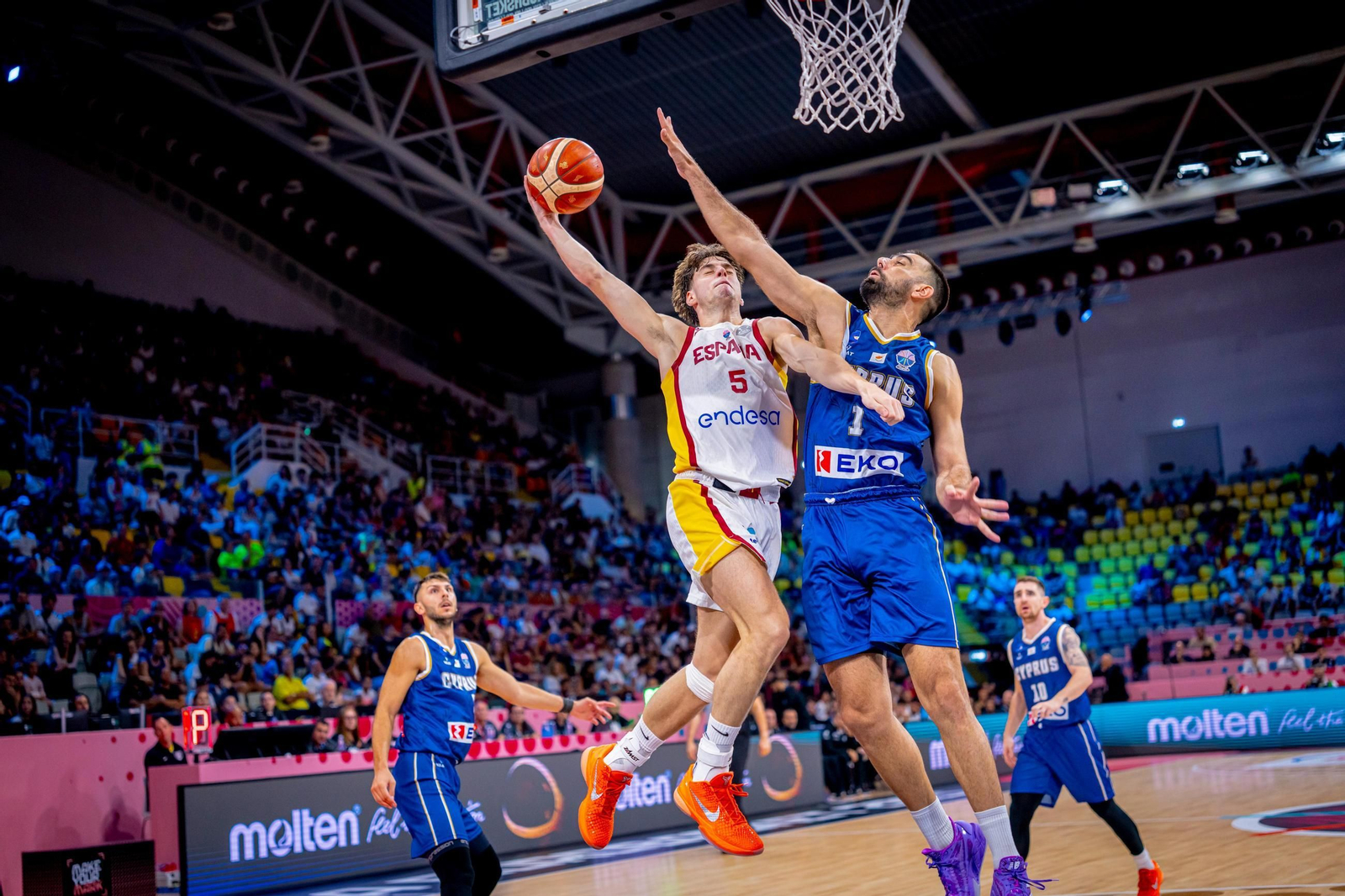 Las fotos del Chipre - España de baloncesto