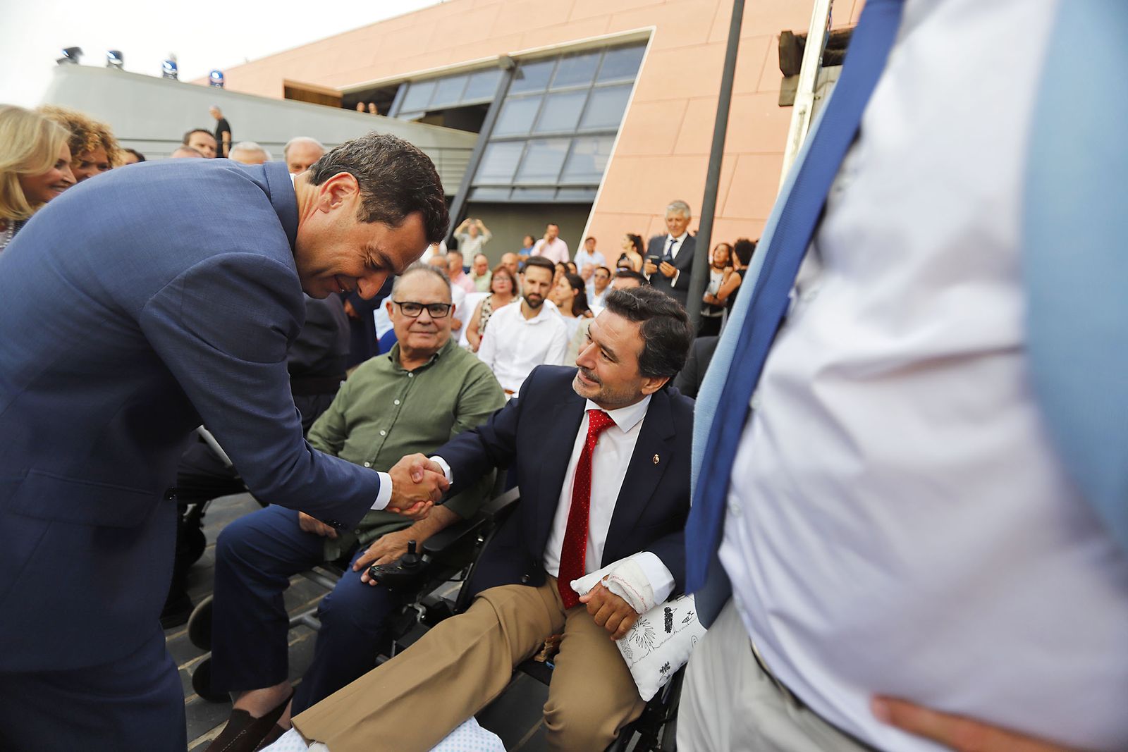 Imágenes de la constitución de la Diputación de Huelva