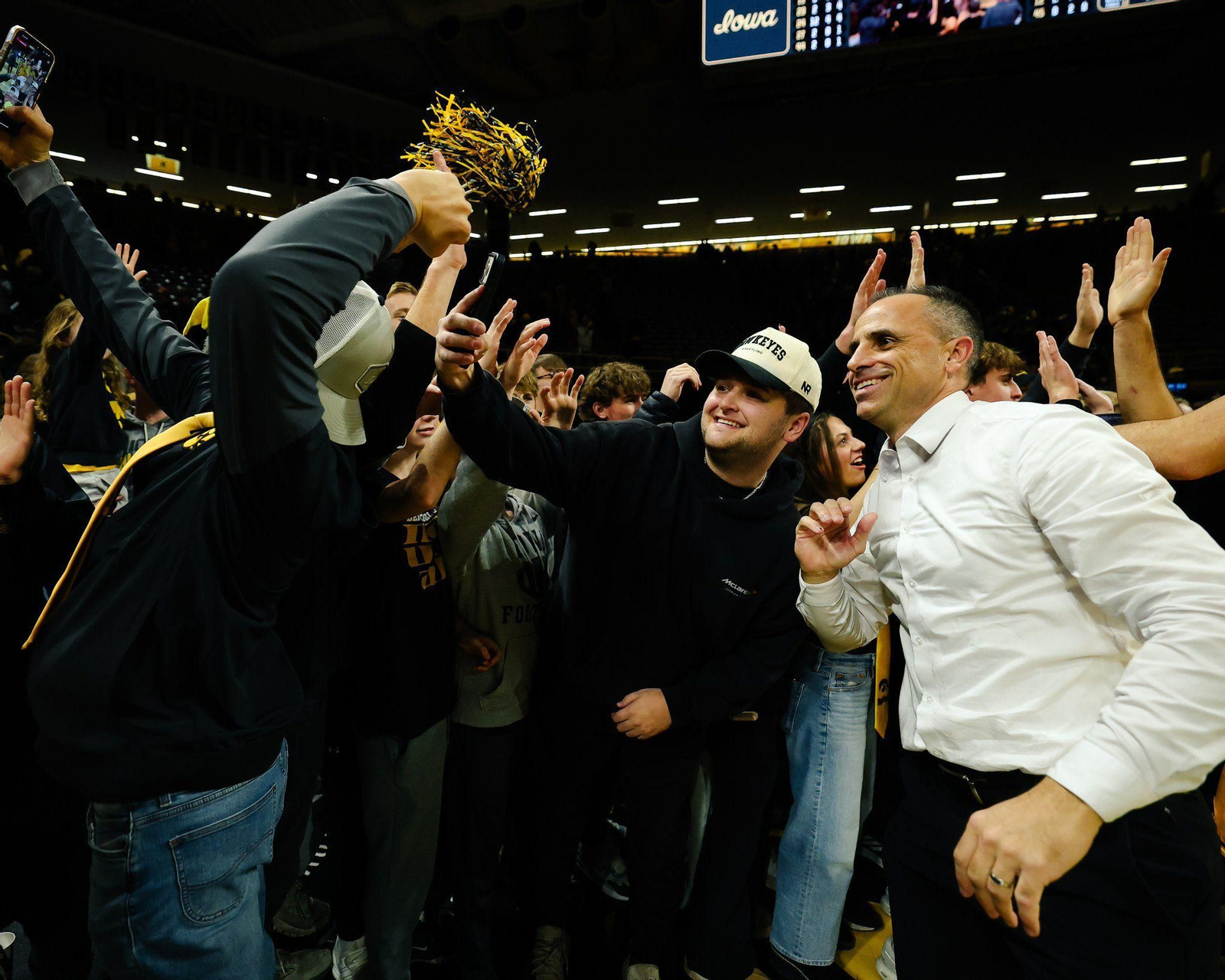 NCAA: Álvaro Folgueiras, triunfo ante la Maryland de Guille del Pino