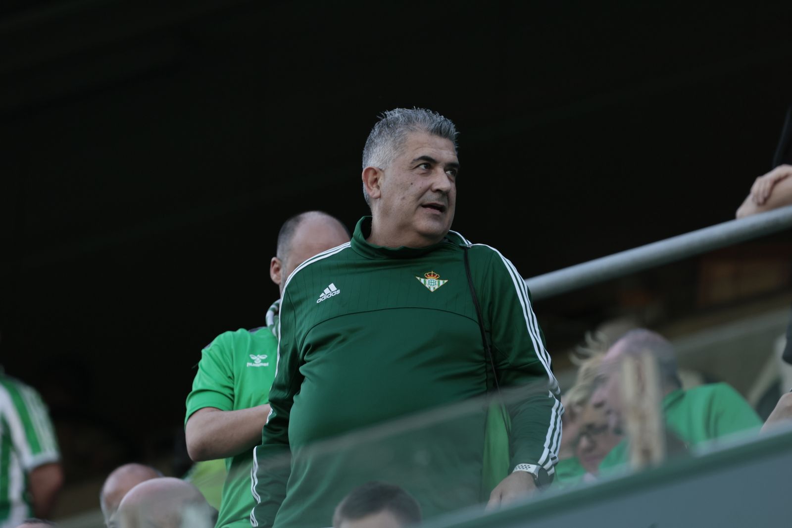 Buscáte en las gradas del Villamarín