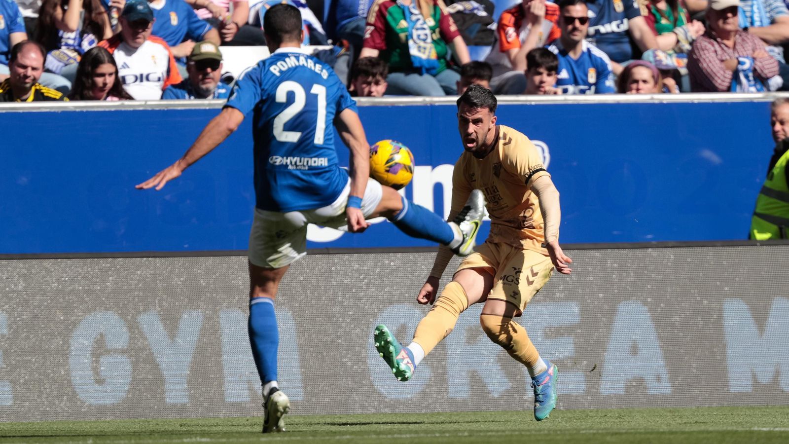El Real Oviedo-Málaga CF, en fotos