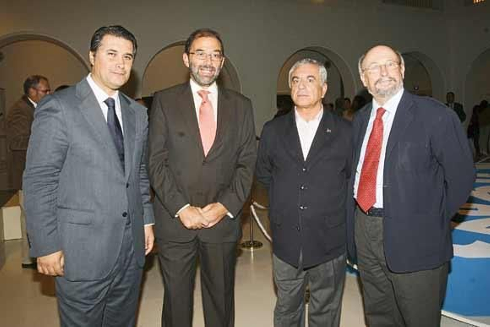Ignacio Romaní, Fernando Santiago, Ángel Galán y Enrique García-Agulló, en el acto de ayer noche en el Museo.

Foto: Joaquin Pino/Julio Gonzalez