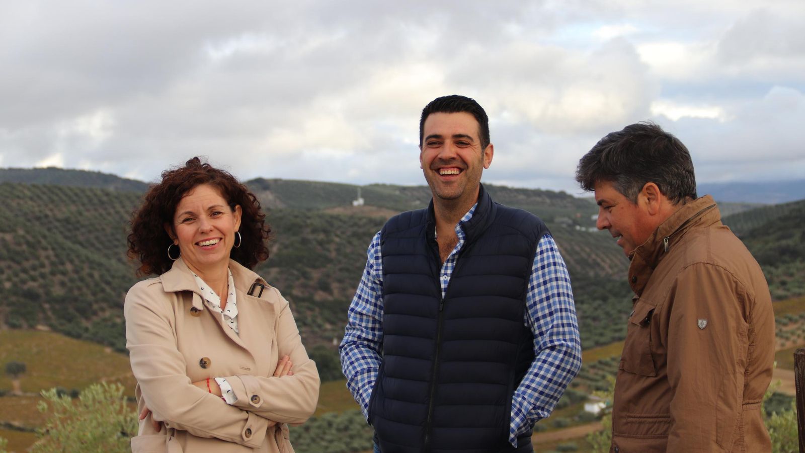 Raquel Casado, Daniel Jiménez y Rafael Llamas, en el Cerro Don Juan. Raquel Casado, Daniel Jiménez y Rafael Llamas, en el Cerro Don Juan.