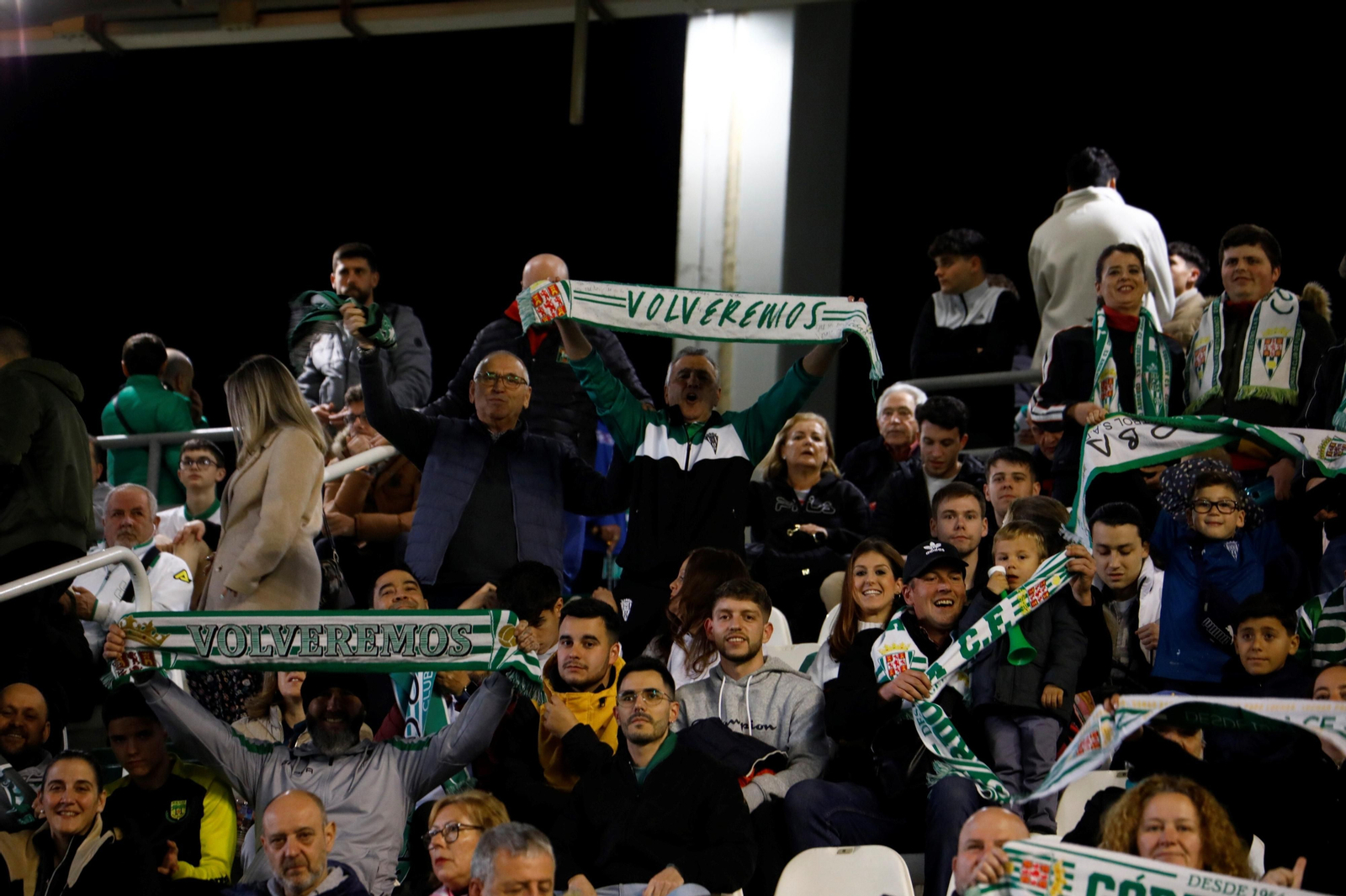 Las mejores fotos del ambiente en El Arcángel para el Córdoba CF - Real Murcia