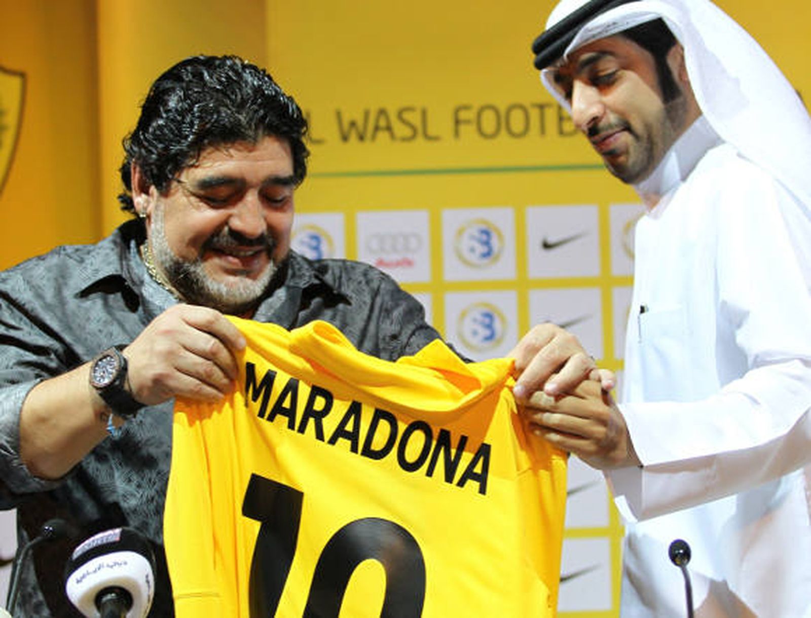 El Al Wasl echa a Maradona