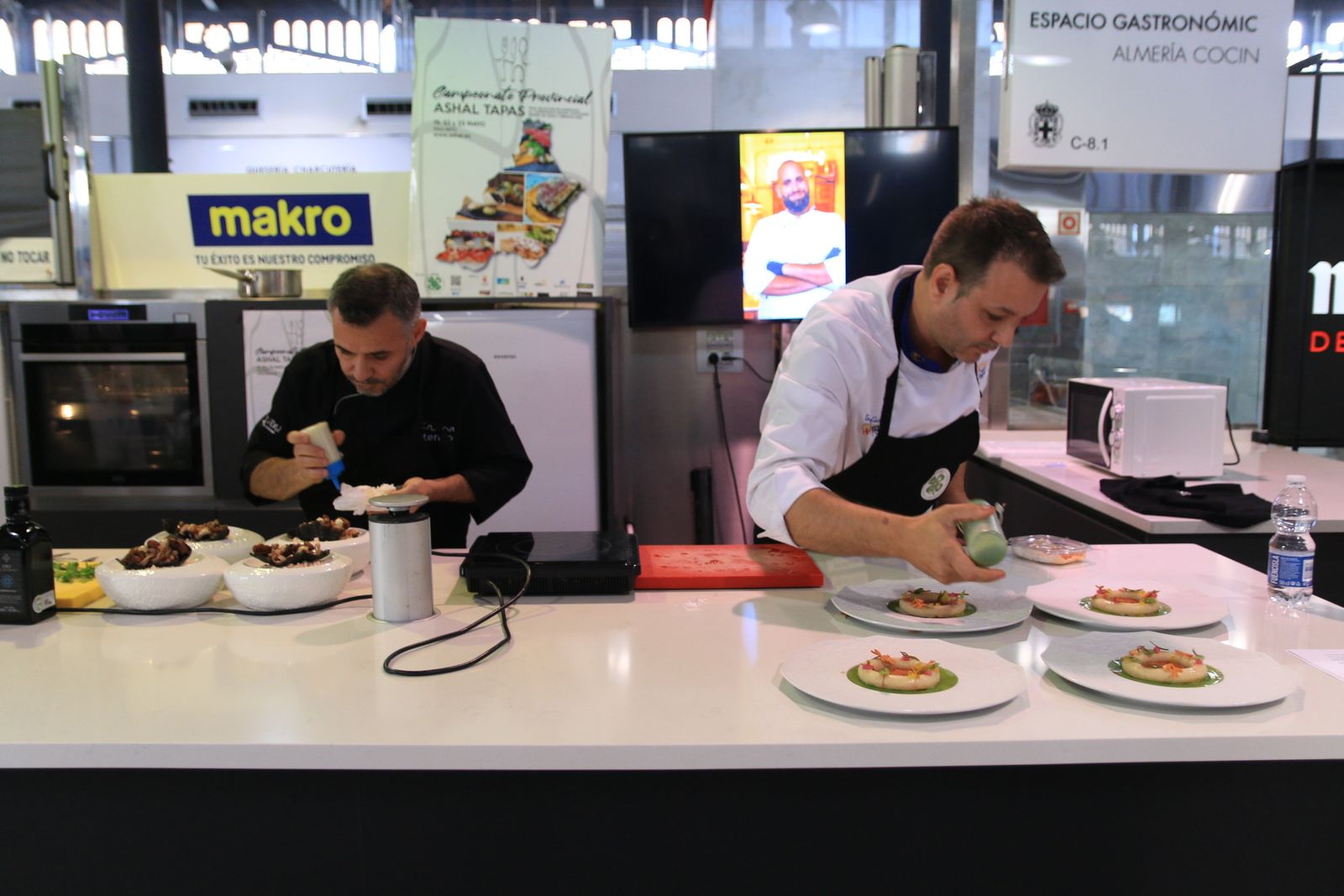 Chefs durante la primera fase del I Campeonato de Tapas.