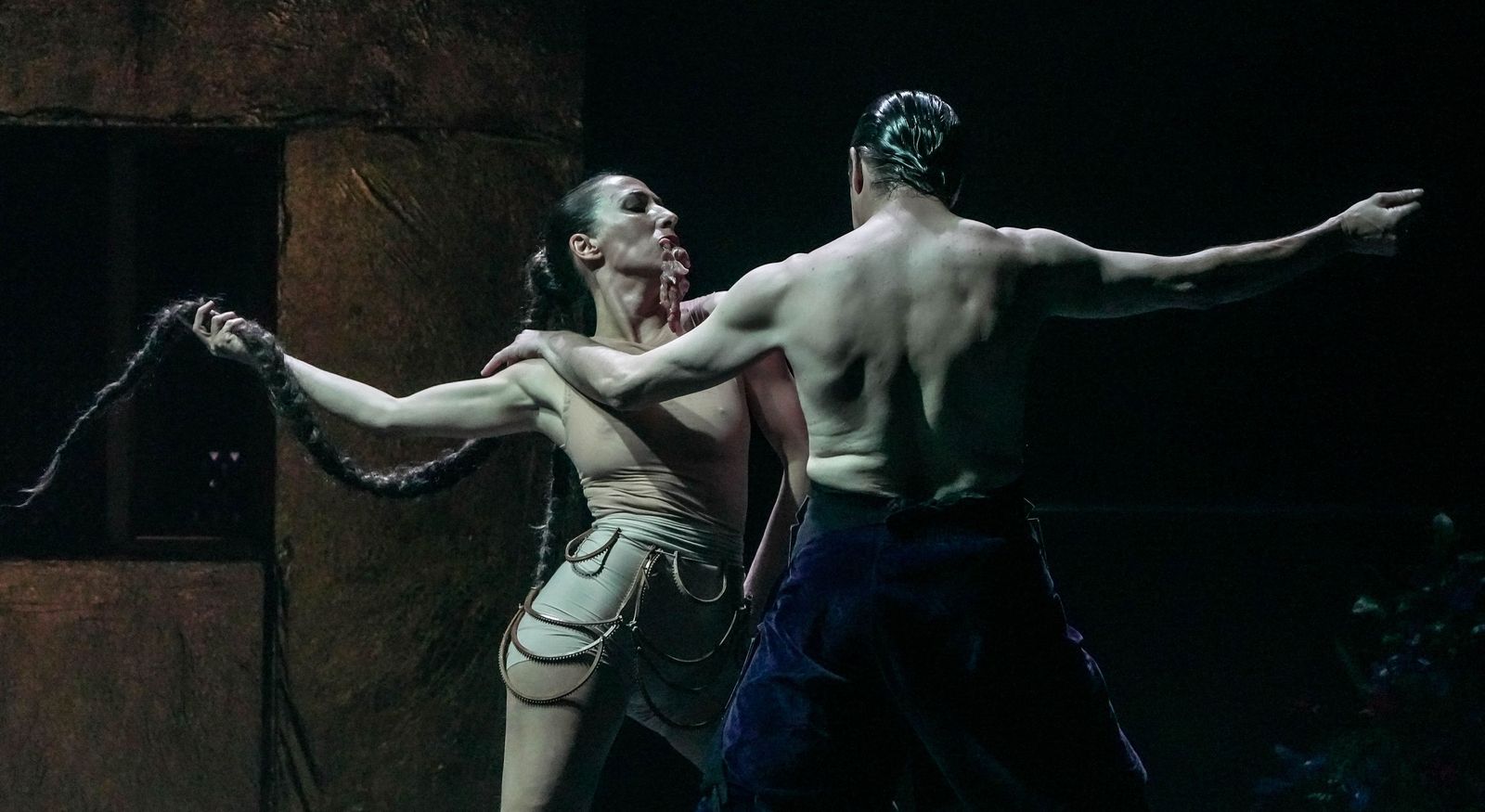 Imágenes de Andrés Marín & Ana Morales 'Matarife/ Paraíso' 30ª Festival de Jerez