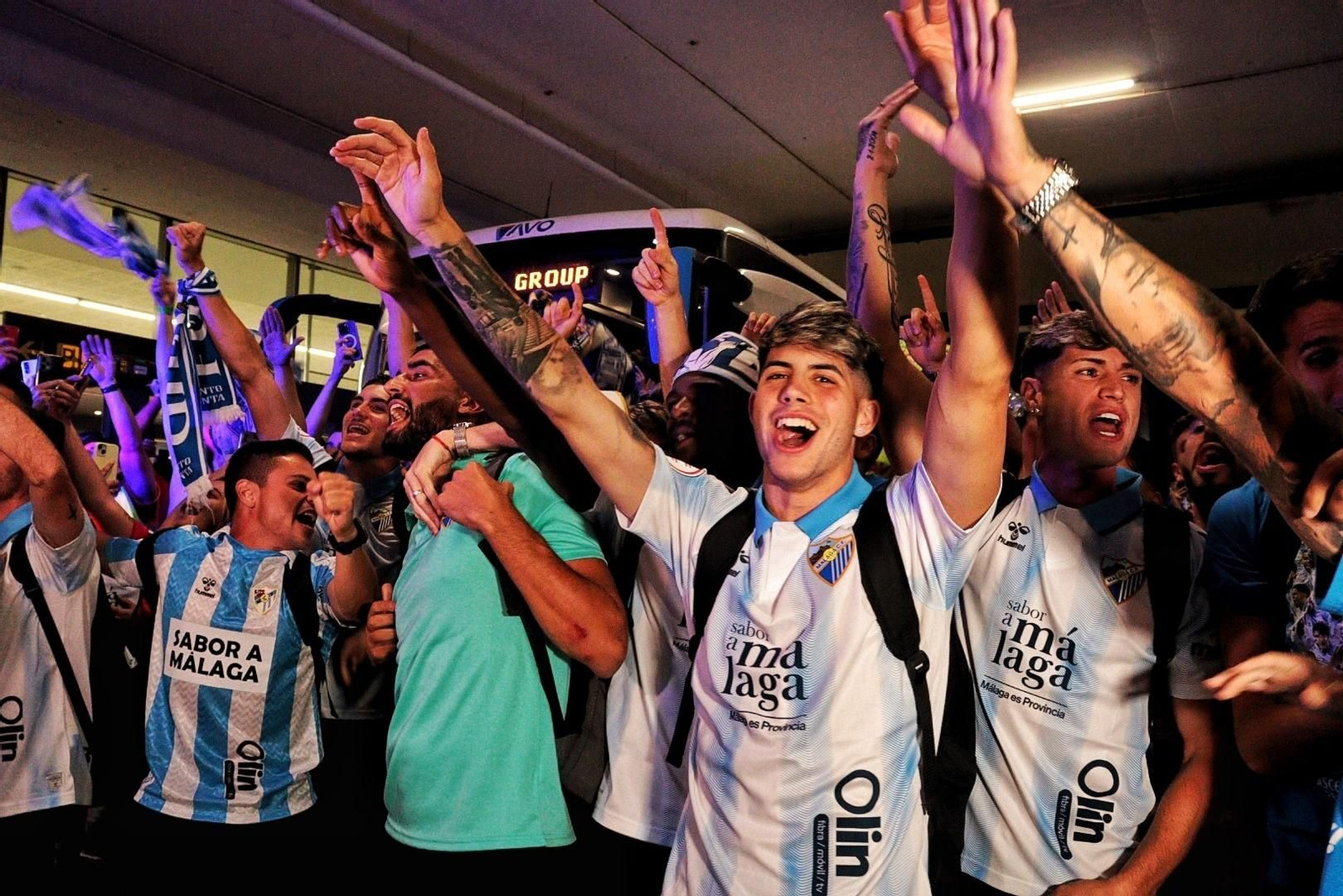 La madrugada interminable con la que Málaga celebró el ascenso