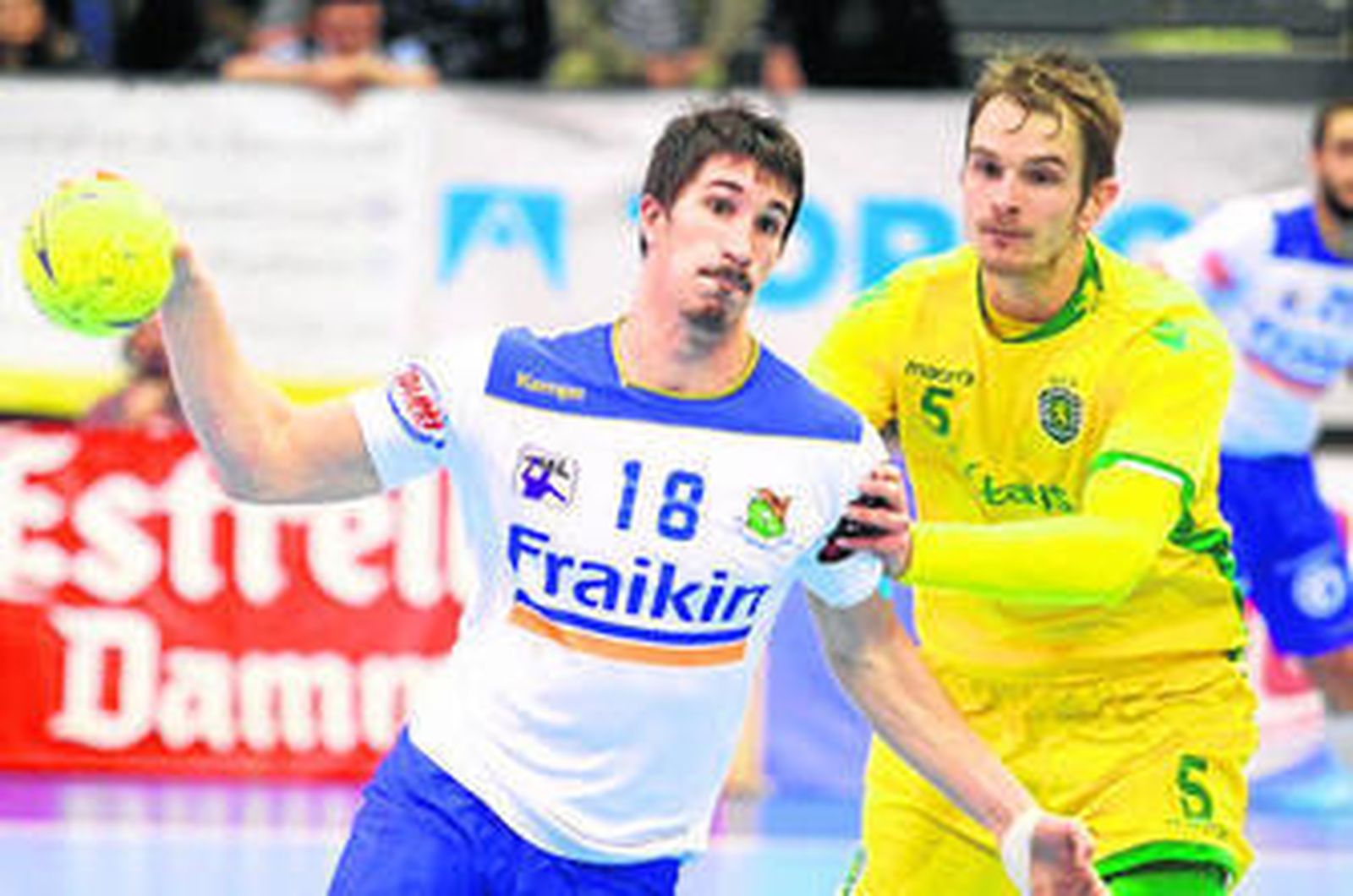 Álvaro Ruiz, durante un encuentro de esta temporada con el Fraikin Granollers.