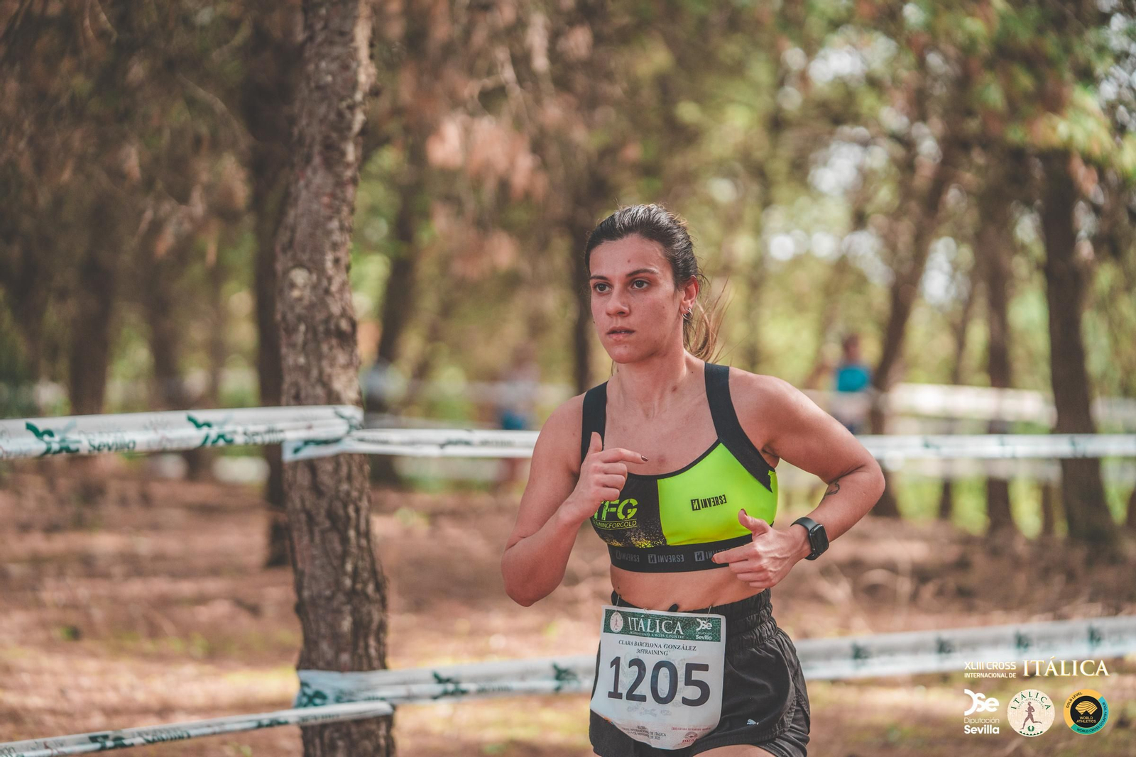 Búscate en las fotos del Cross de Itálica 2025 | 1