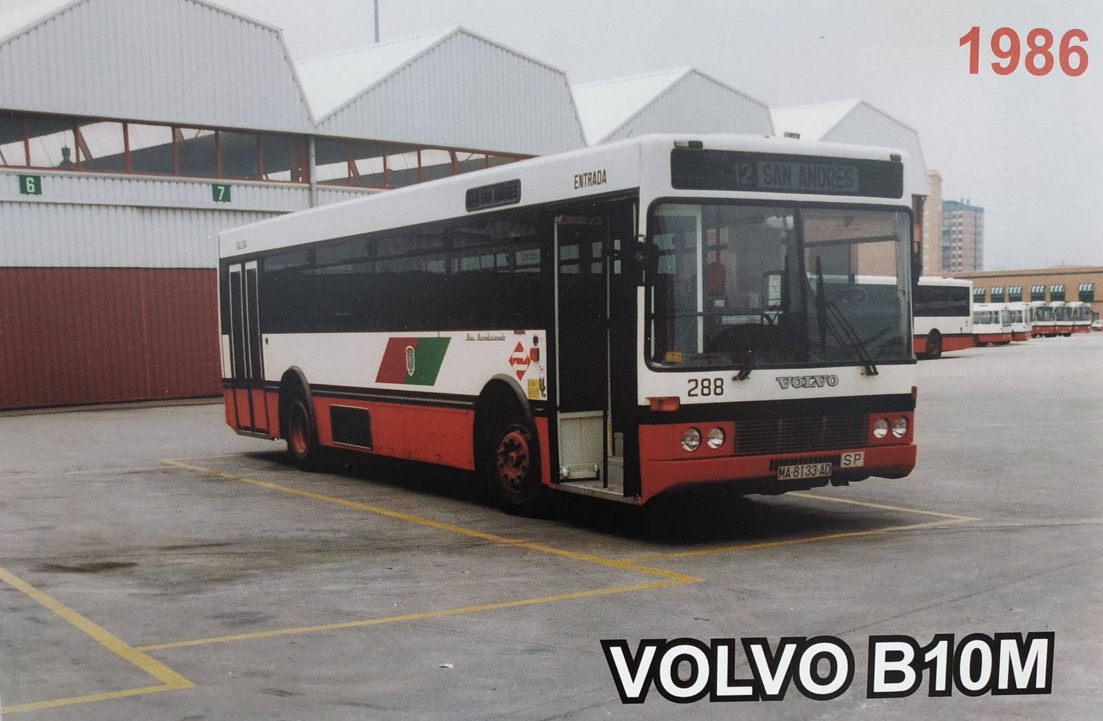 Fotos de los autobuses usados por la EMT de Málaga en sus 70 años de historia