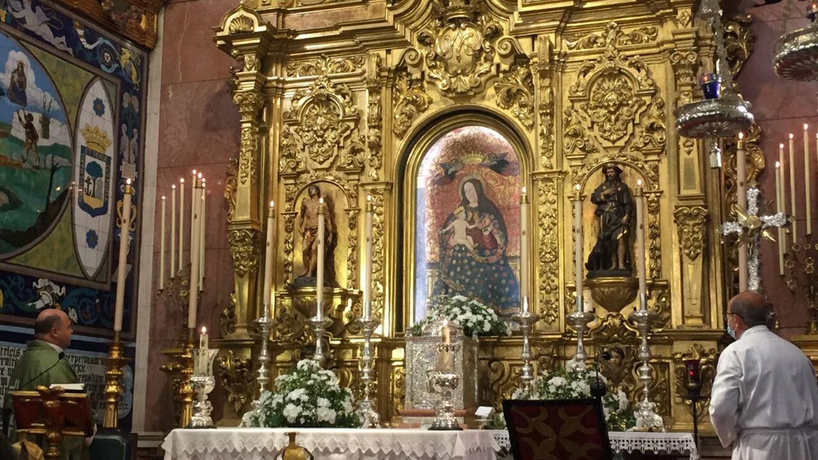 Al final de la misa aniversario se cantó la Salve de los Marineros.