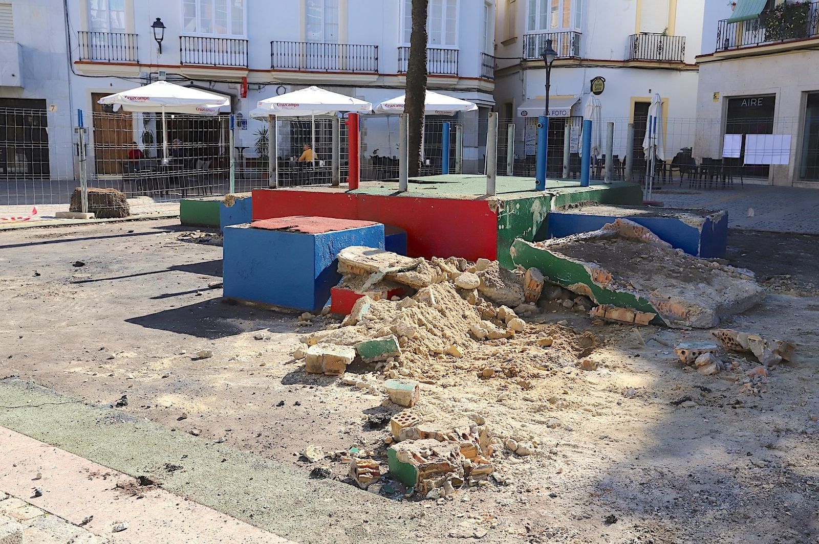 Imagen de archivo del inicio de las obras en el parque infantil de la plaza del Progreso