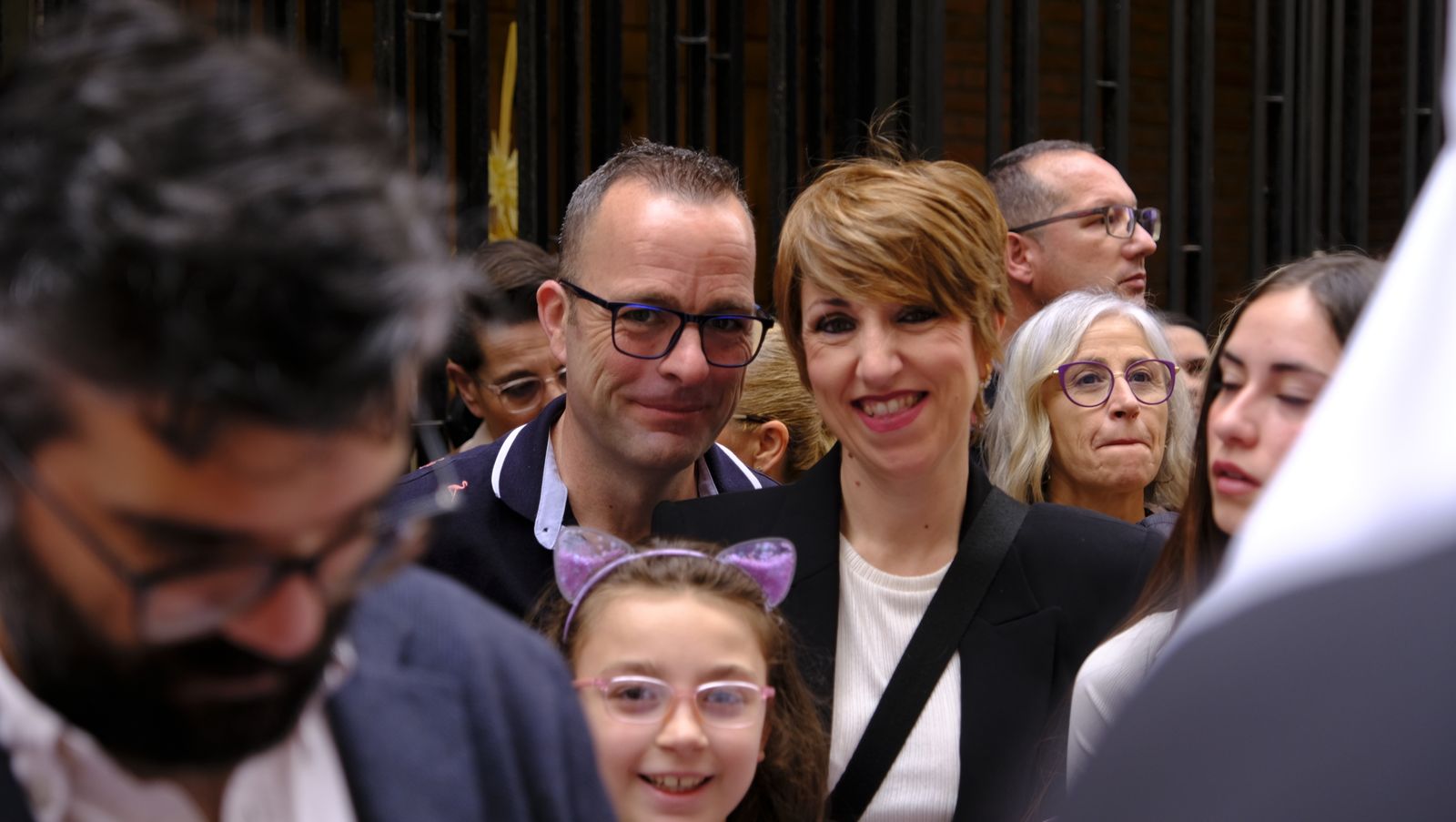 La Borriquita procesiona por las calles de Almería, en imágenes