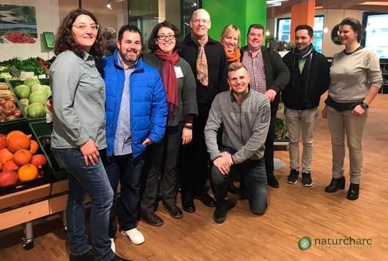 La familia de Naturcharc, durante su visita a la cadena ecológica alemana ebl-naturkost.