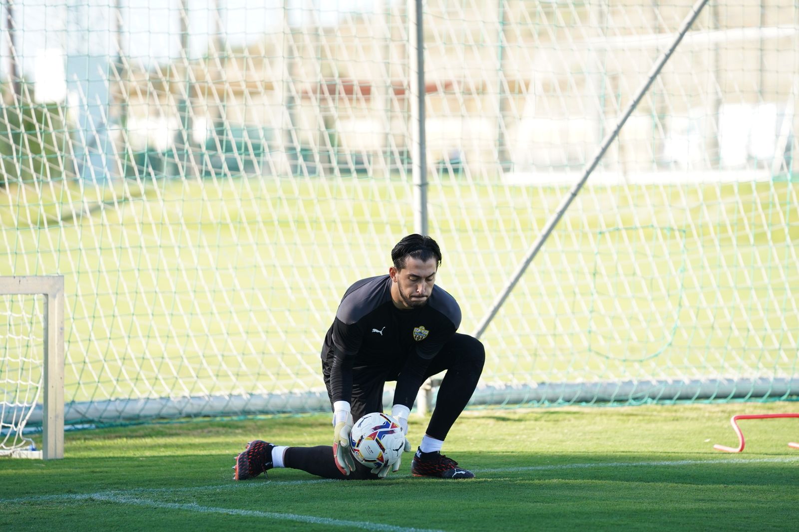 Lluis Tarrés en un entrenamiento de los rojiblancos en Marbella