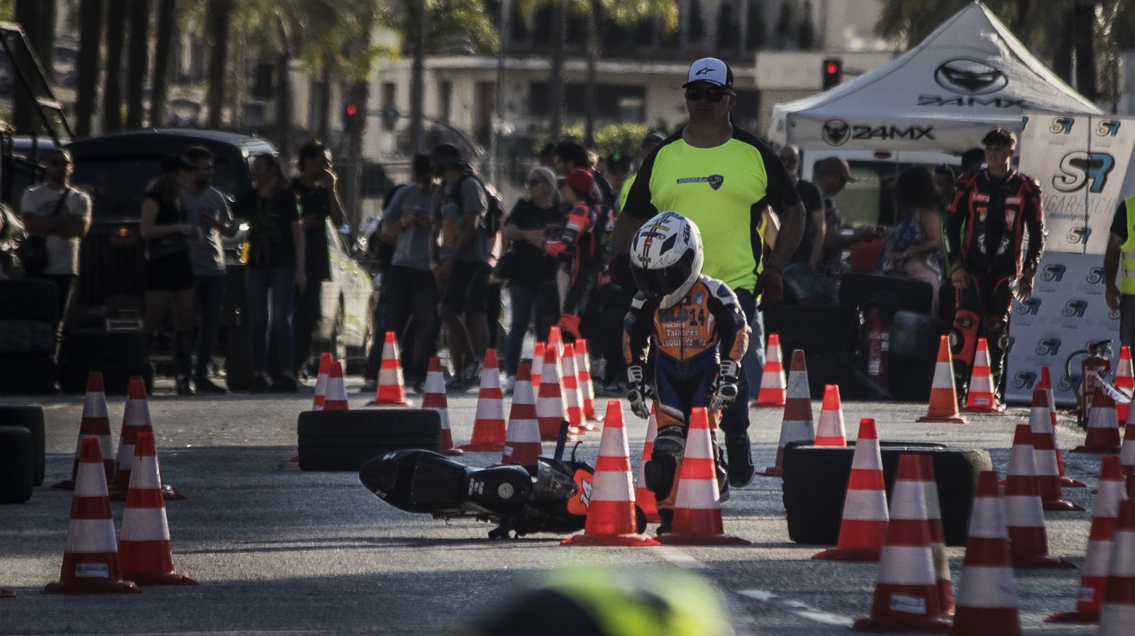 Búscate en el ambiente motero del sábado del Gran Premio de Jerez 2025