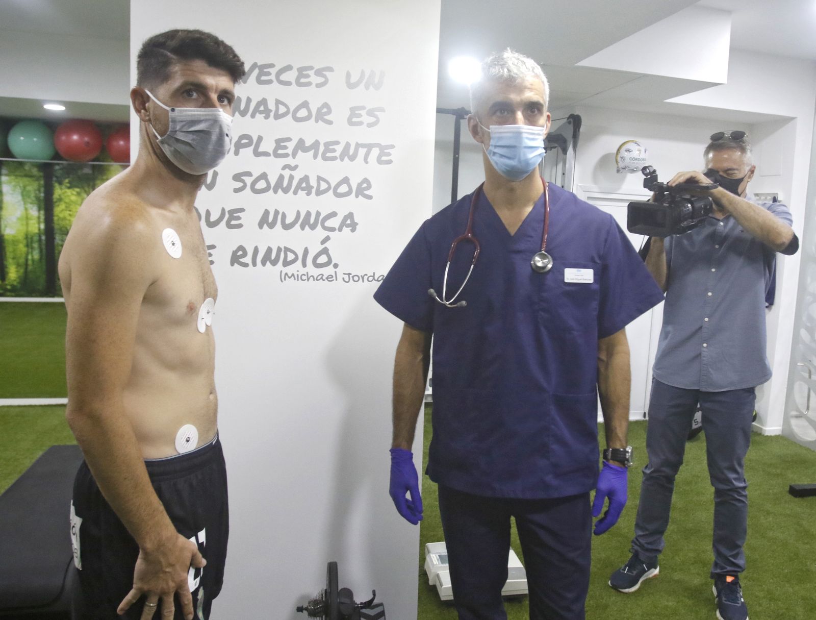 Los reconocimientos médicos del Córdoba CF, en imágenes