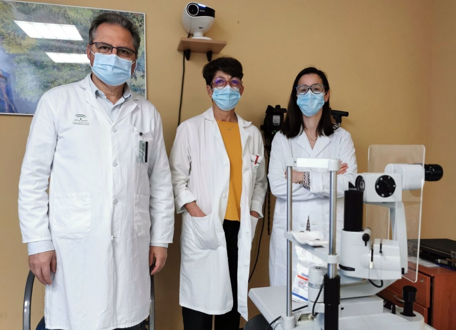 Participantes en la unidad del Glaucoma del Hospital de Valme.