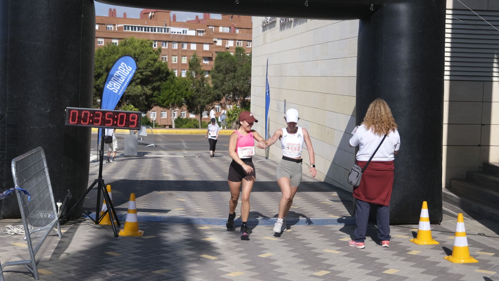 Imágenes de la II Carrera Sin Humo, en Almería
