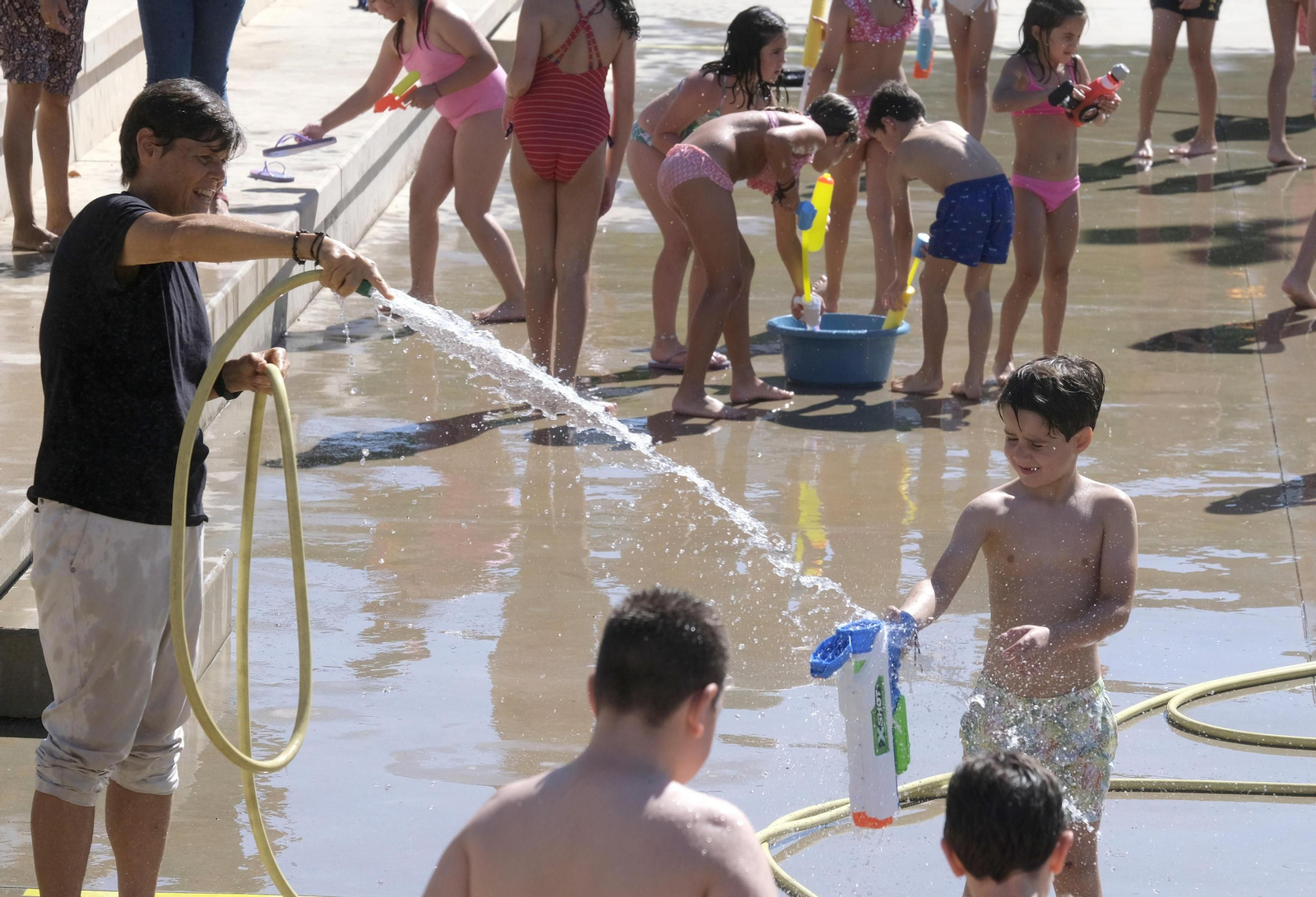 ¡Por fin vacaciones! Las mejores fotografías del último día de colegio en Córdoba