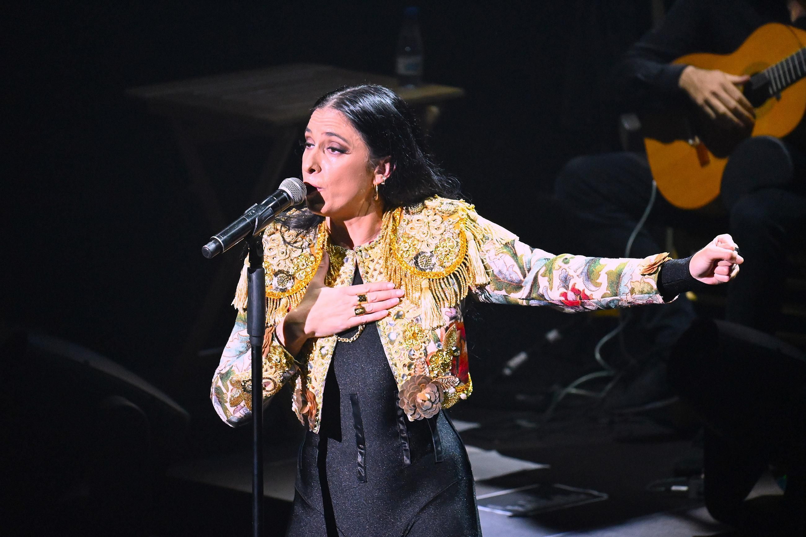 María Peláe sorprendió a todos con una actuación vibrante con mucha energía.