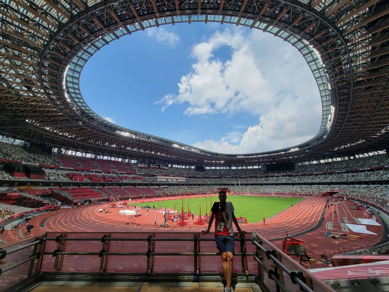 Ignacio Fontes, en el estadio olímpico de Tokio